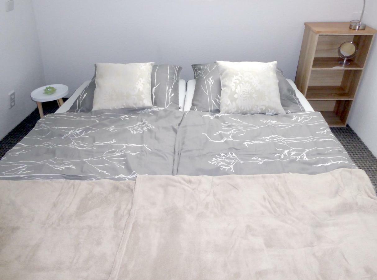 App. Weisses Haus Apartment Hohen Neuendorf Luaran gambar